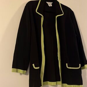 Exclusively Misook Woman 1X Cardigan